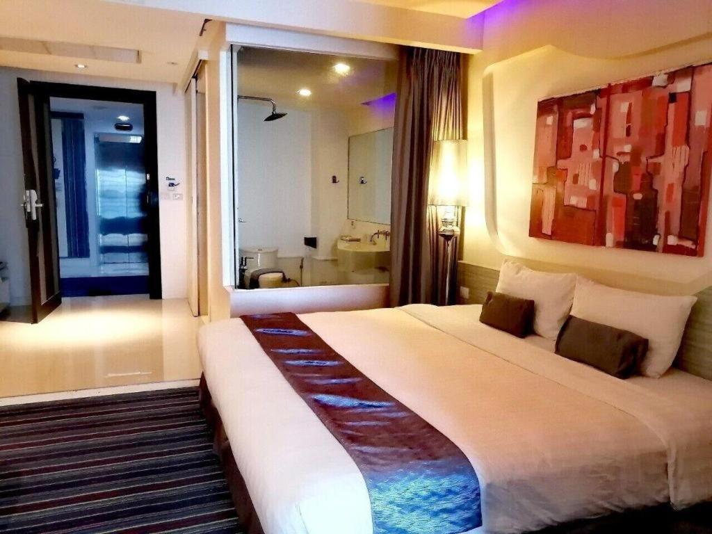 Glacier Hotel Khon Kaen Exterior photo